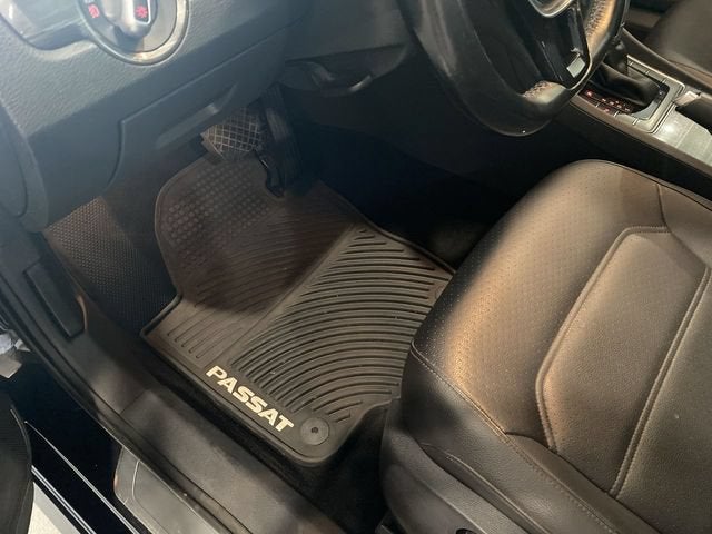 2017 Volkswagen Passat 1.8T SE