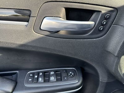 2022 Chrysler 300 S