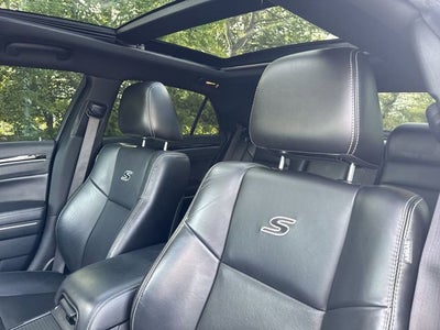 2022 Chrysler 300 S