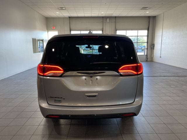 2020 Chrysler Pacifica Touring