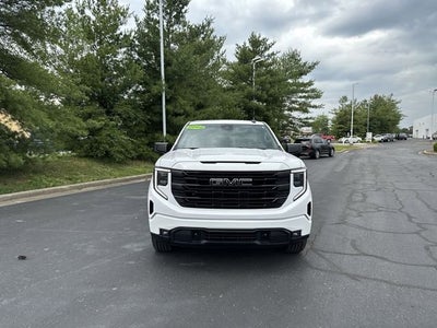 2022 GMC Sierra 1500 Elevation