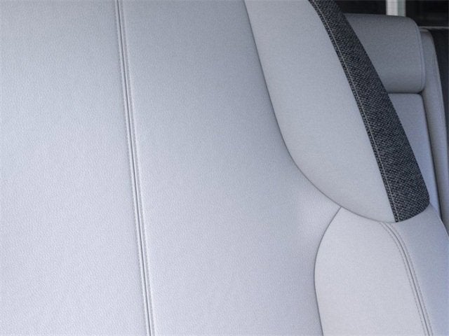 2025 Cadillac OPTIQ Luxury 1