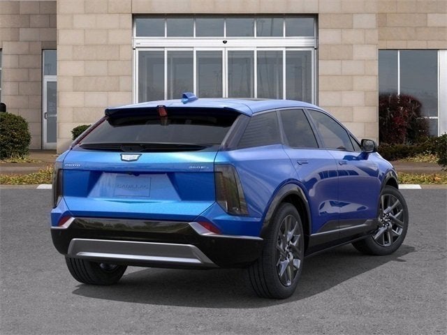 2025 Cadillac OPTIQ Luxury 1