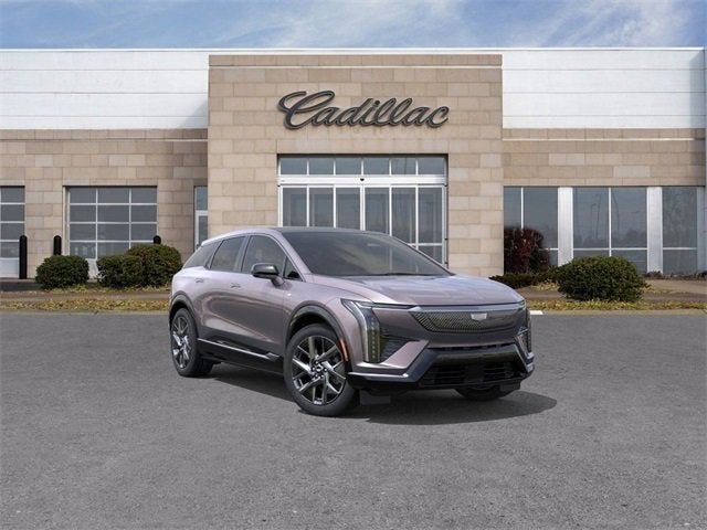 2025 Cadillac OPTIQ Luxury 2