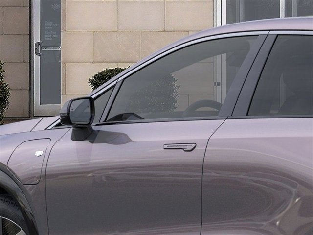 2025 Cadillac OPTIQ Luxury 2