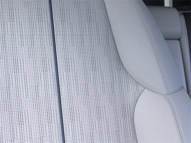 2025 Cadillac OPTIQ Luxury 2