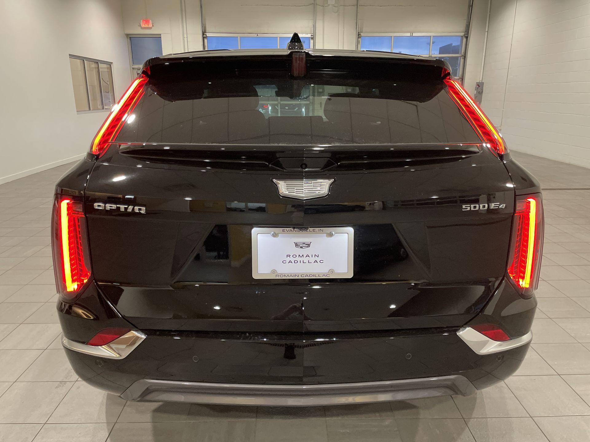 2025 Cadillac OPTIQ Luxury 2