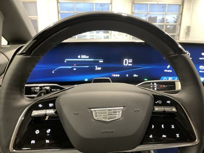 2025 Cadillac OPTIQ Luxury 2