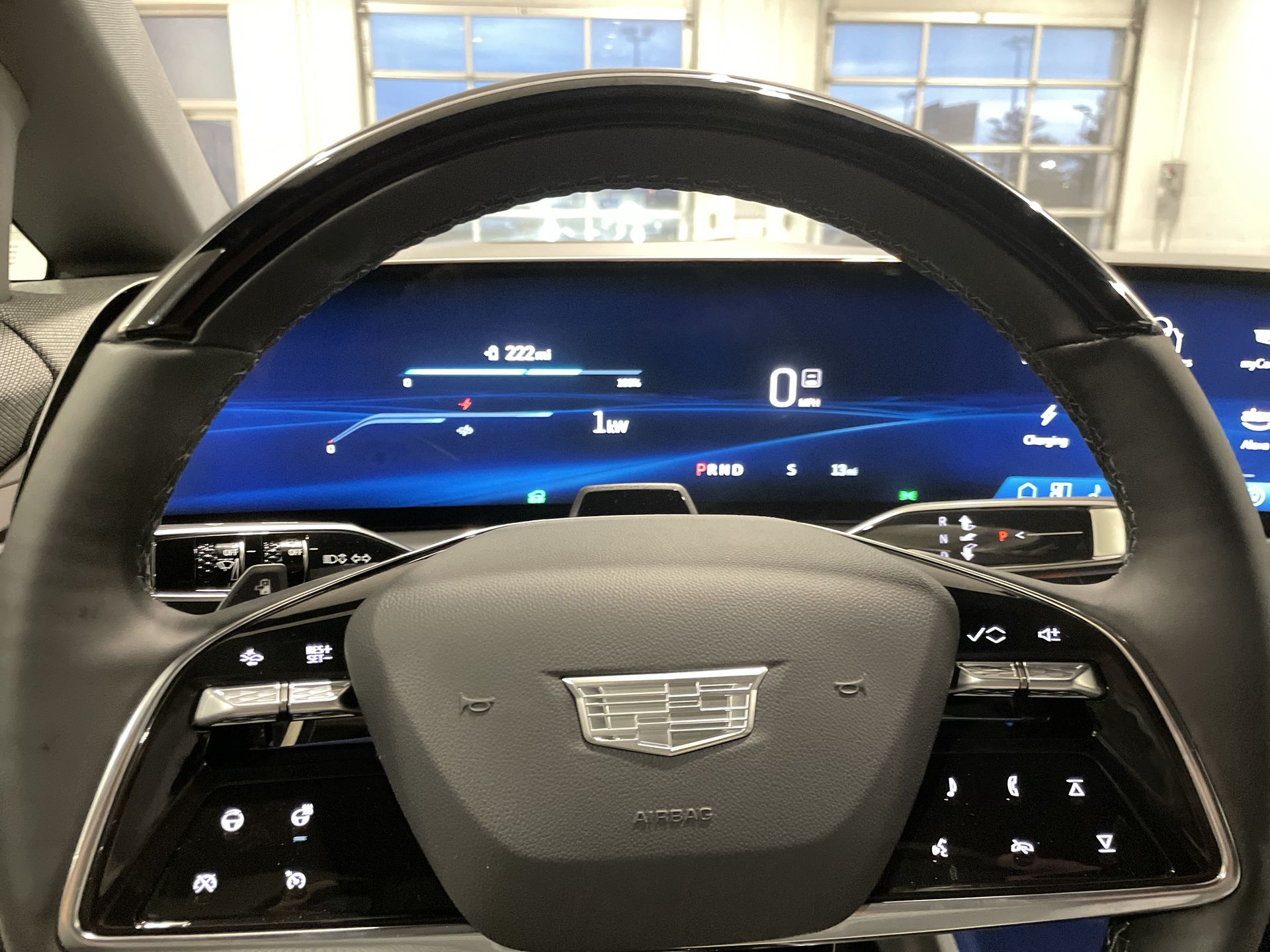 2025 Cadillac OPTIQ Luxury 2