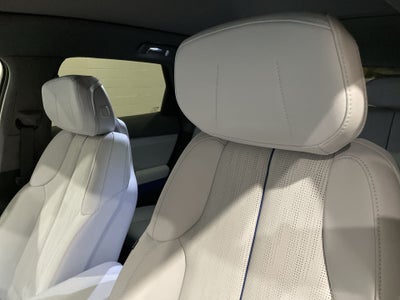 2025 Cadillac OPTIQ Luxury 2