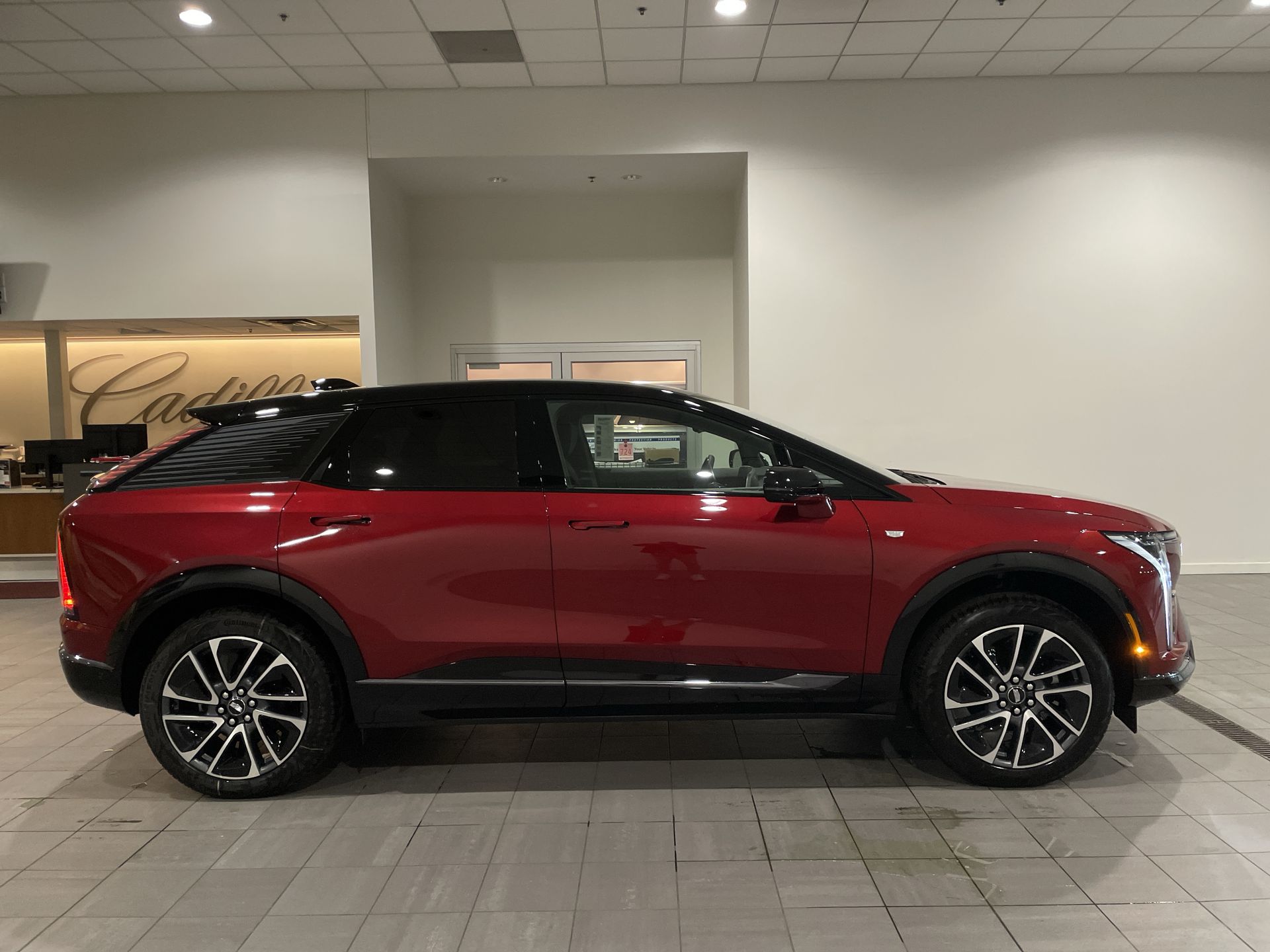 2026 Cadillac OPTIQ Premium Sport