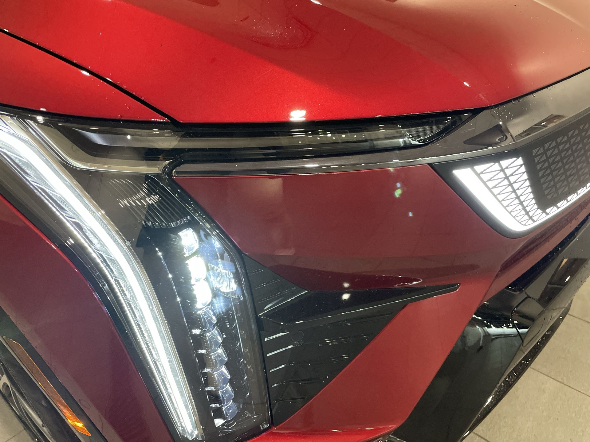 2026 Cadillac OPTIQ Premium Sport