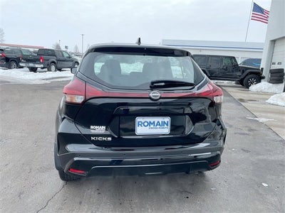 2024 Nissan Kicks S