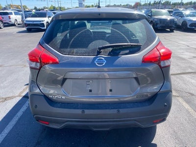 2020 Nissan Kicks S Xtronic CVT