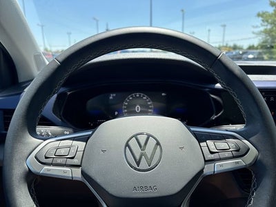 2023 Volkswagen Taos 1.5T SE