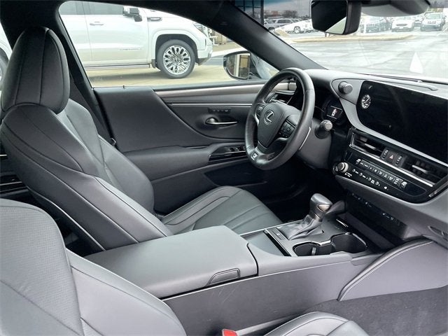 2023 Lexus ES 350 F SPORT Handling