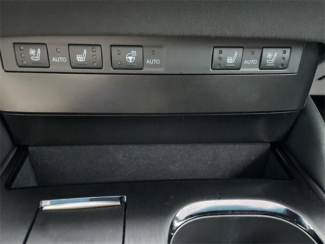 2023 Lexus ES 350 F SPORT Handling