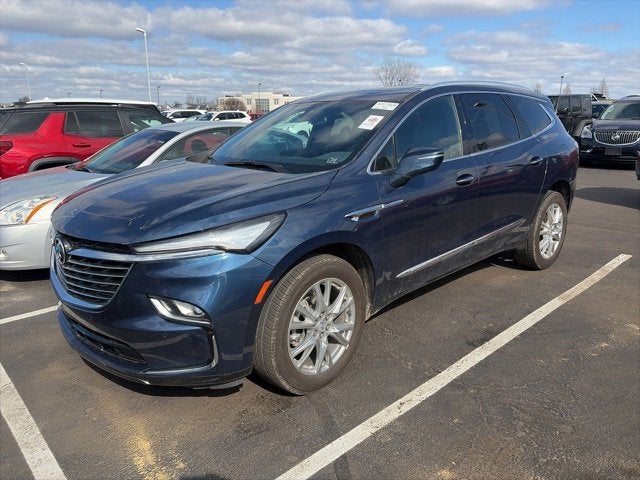 2023 Buick Enclave Essence