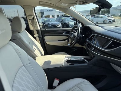 2022 Buick Enclave Avenir