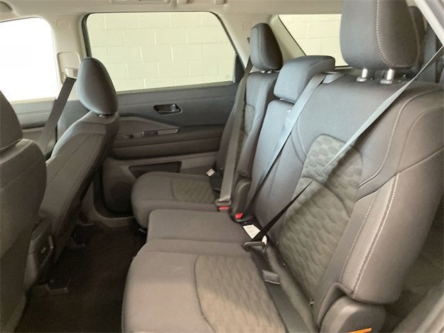 2025 Nissan Pathfinder S