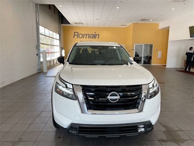 2025 Nissan Pathfinder S