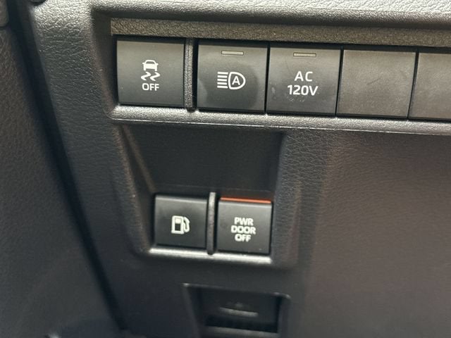 2025 Toyota Sienna XSE