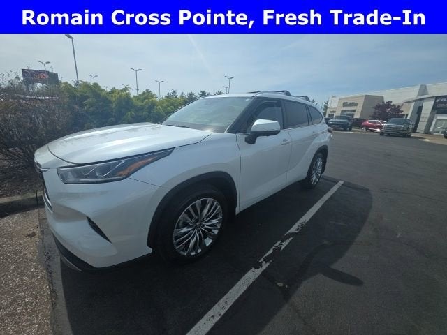 2025 Toyota Highlander Platinum