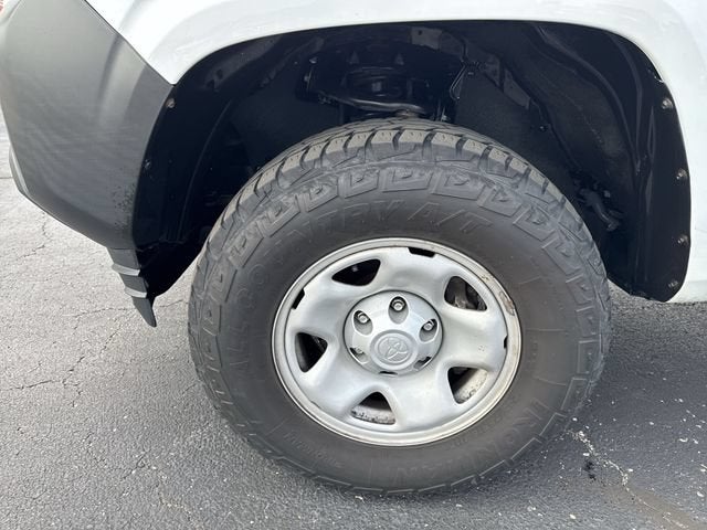 2019 Toyota Tacoma SR
