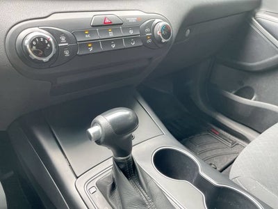 2017 Kia Sorento 2.4L LX