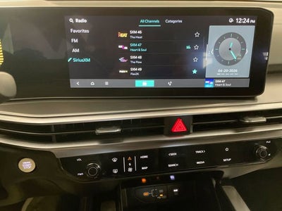 2025 Kia Sorento LX