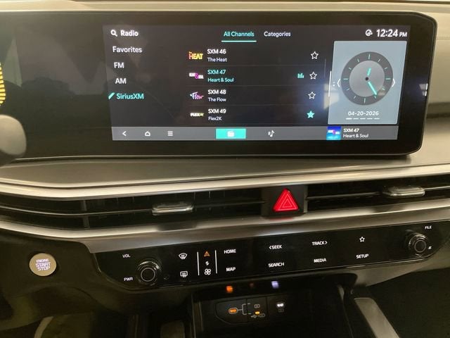 2025 Kia Sorento LX