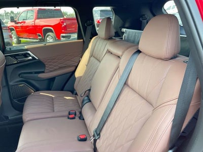2025 Mitsubishi Outlander SEL