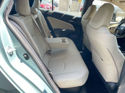 2019 Toyota Prius XLE