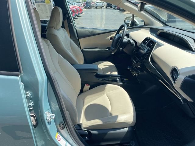 2019 Toyota Prius XLE