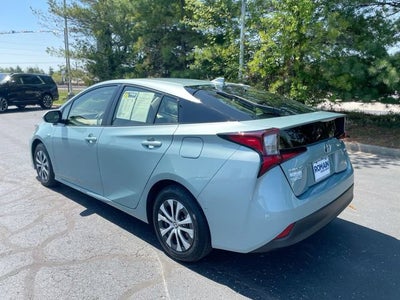 2019 Toyota Prius XLE