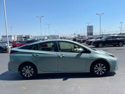 2019 Toyota Prius XLE
