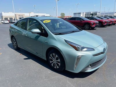 2019 Toyota Prius XLE