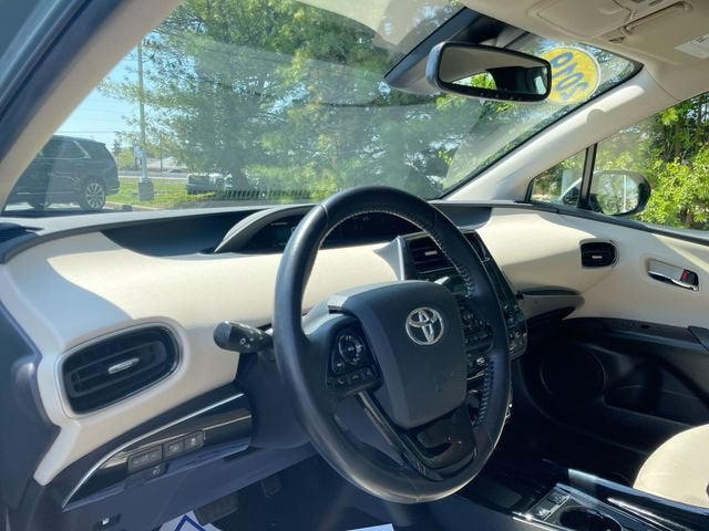 2019 Toyota Prius XLE