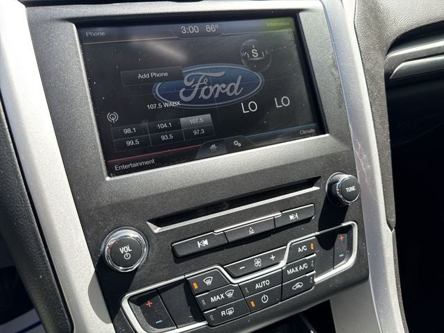 2016 Ford Fusion SE