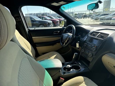 2017 Ford Explorer Base