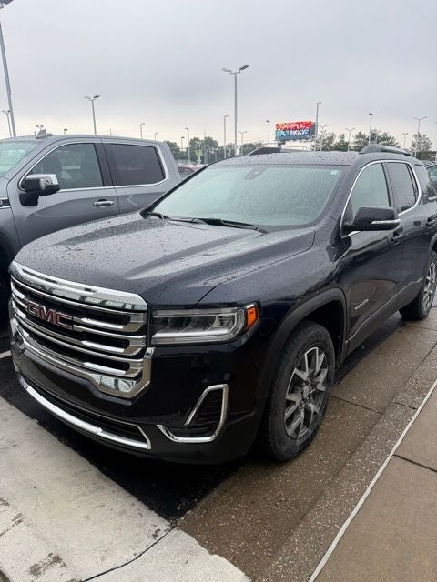 2022 GMC Acadia SLE