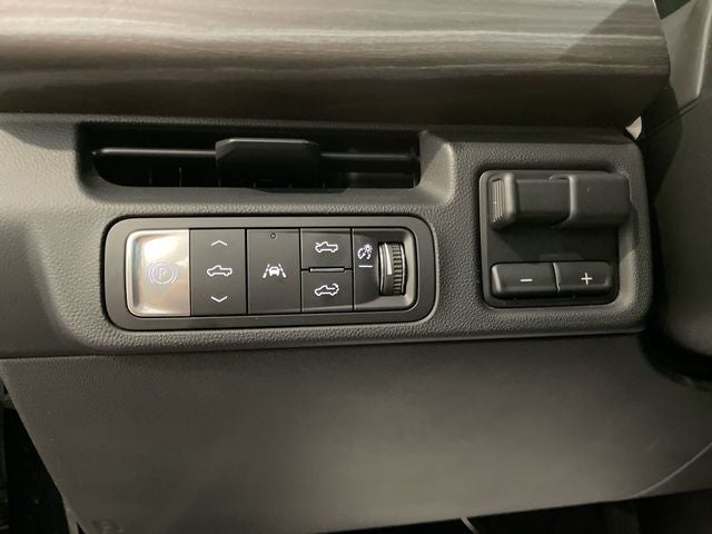 2025 GMC Sierra EV Denali