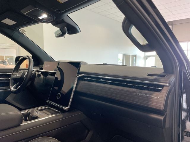 2025 GMC Sierra EV Denali