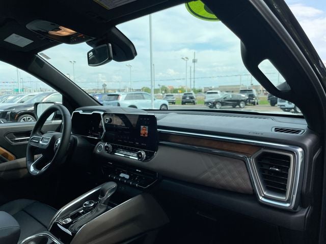 2025 GMC Canyon Denali