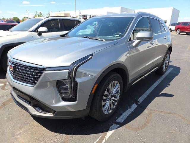 2025 Cadillac XT4 Premium Luxury