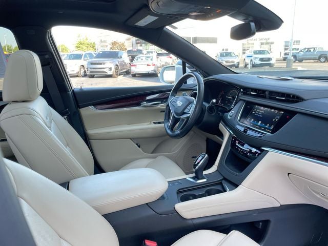 2018 Cadillac XT5 Premium Luxury