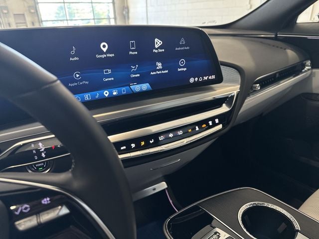 2024 Cadillac LYRIQ Sport