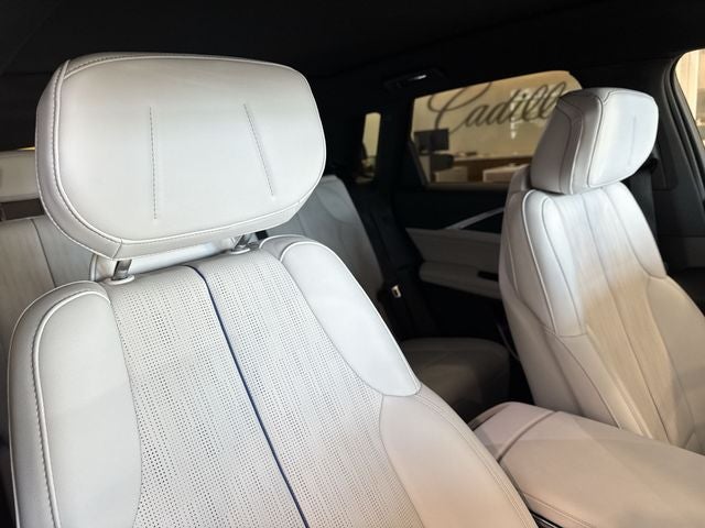 2024 Cadillac LYRIQ Sport