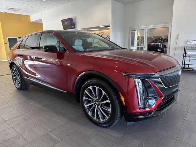 2024 Cadillac LYRIQ Sport