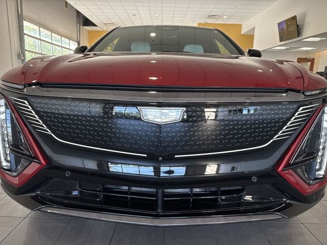 2024 Cadillac LYRIQ Sport